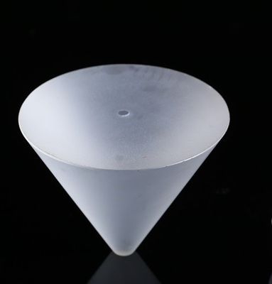 De aangepaste Chemische Gesmolten Kegel van het Kwartsglas zonder Oppervlaktedeklaag leverancier